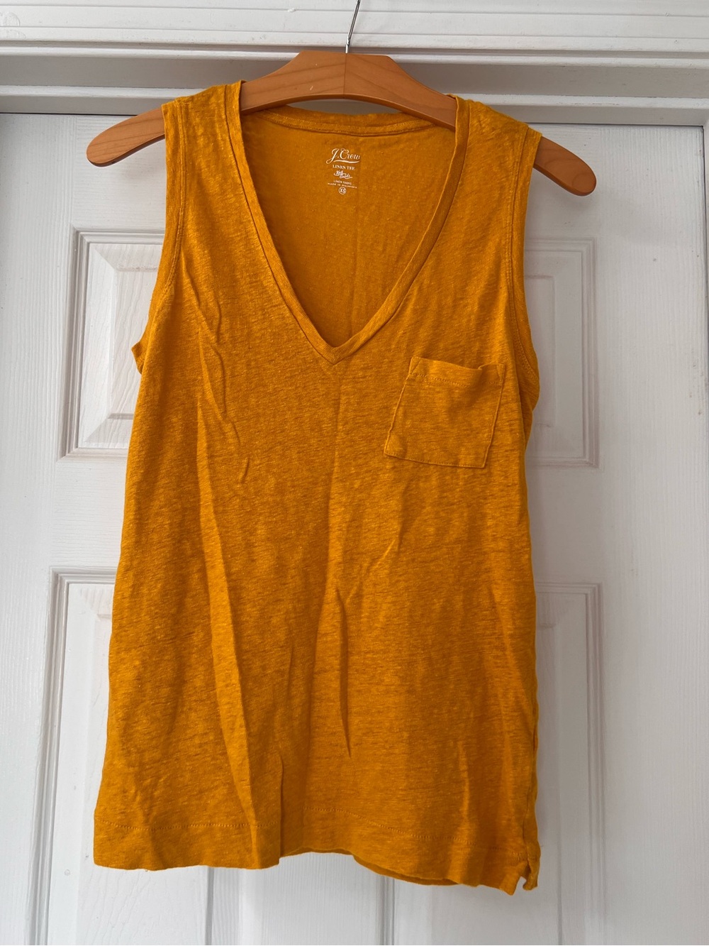 J. Crew Women’s Linen V-Neck Sleeveless Pocket Tank - Mustard Yellow
Sz XS